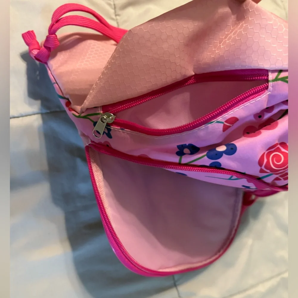 Disney Princesses Pink Drawstring Backpack 2 zipper compartments New NWT